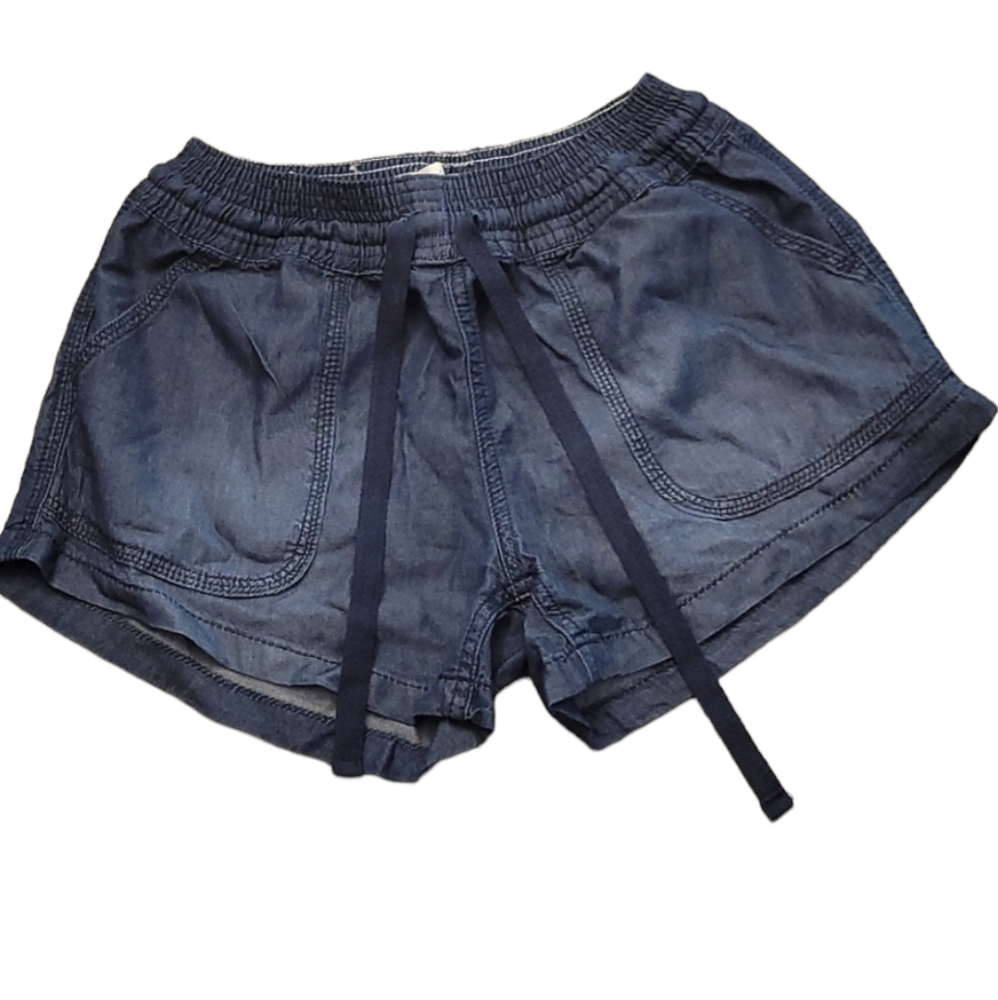 NWOT Altar’d State Dark Chambray Short Small